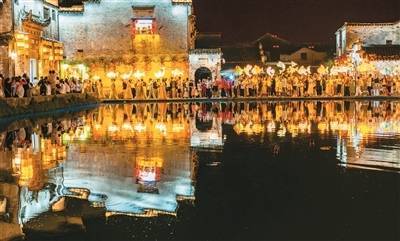 东方财富配资 暑期旅游火热收官